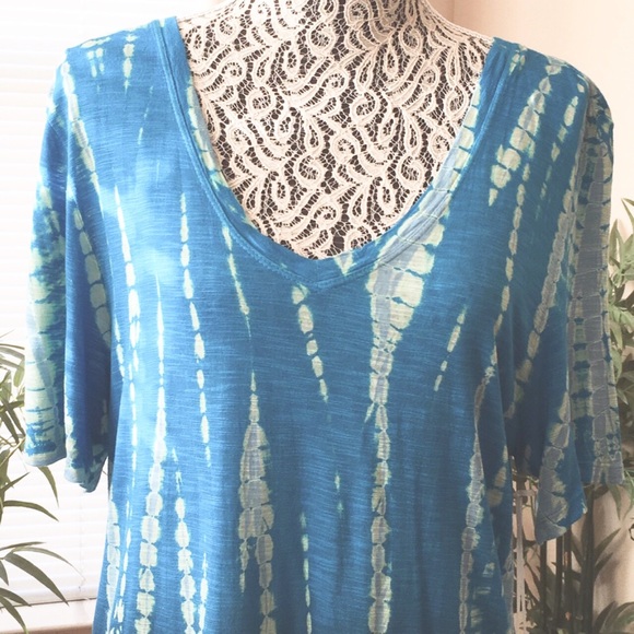 ON THE ROAD Tie Dye Ombré Hi-Low Tee Top, Large - Picture 3 of 6